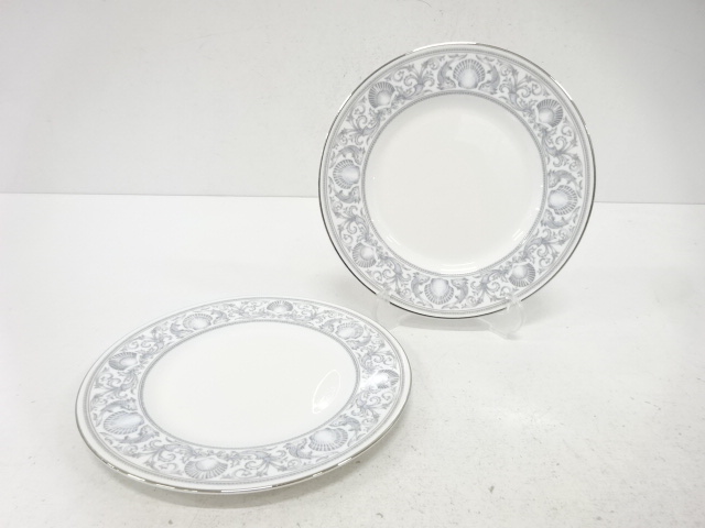 WEDGWOOD　ウェッジウッド　ドルフィンホワイト　プレートペア(17.5センチ)　洋食器